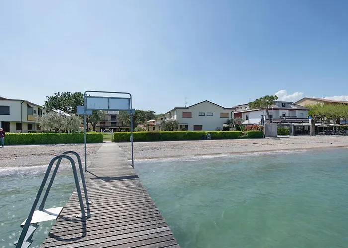 Blu מנרבה דל גארדה